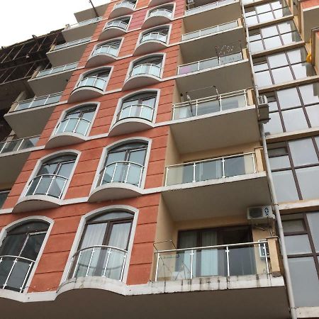Appartment Giorgi Batumi Ngoại thất bức ảnh